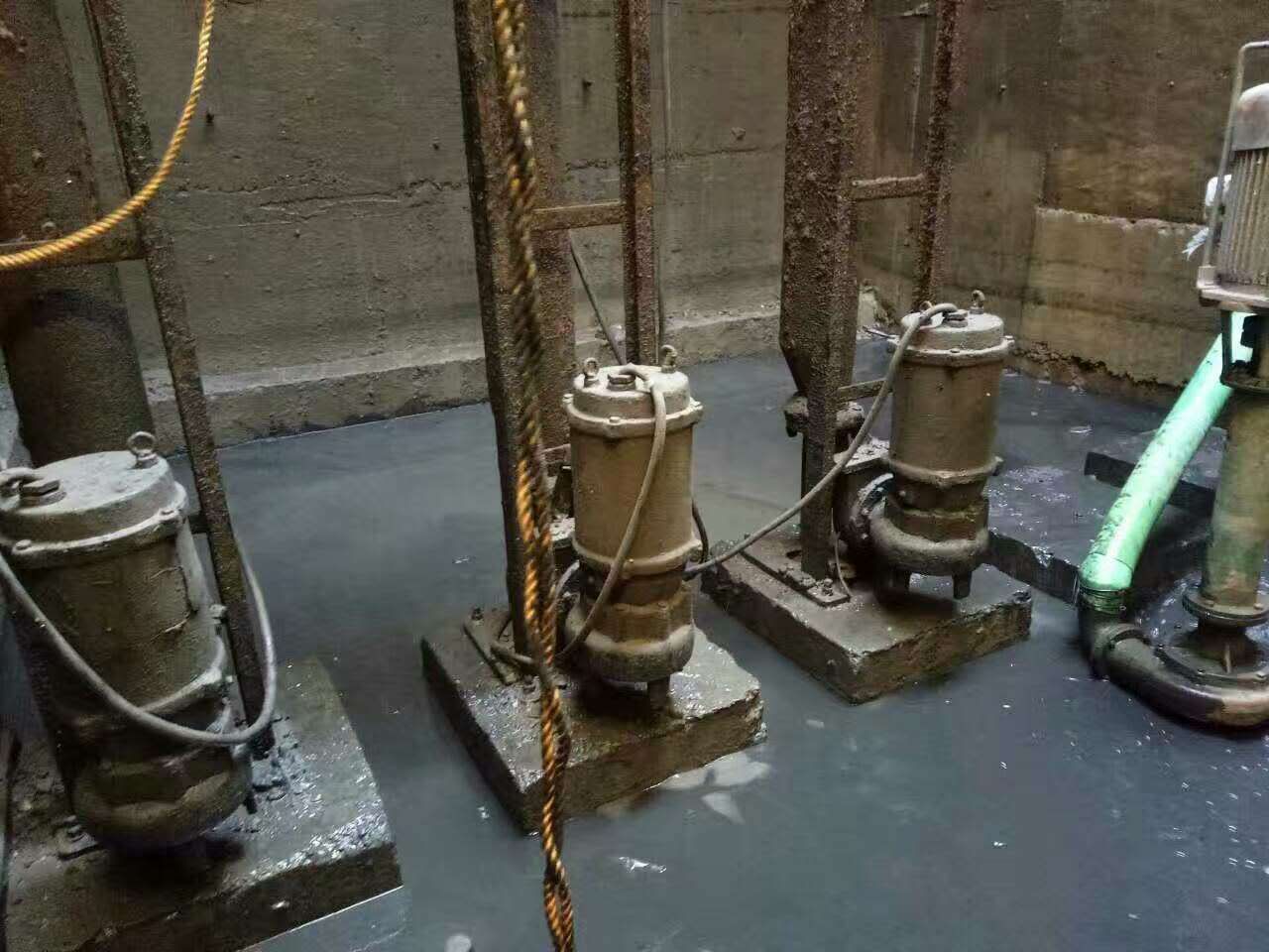 祁门污水池清理